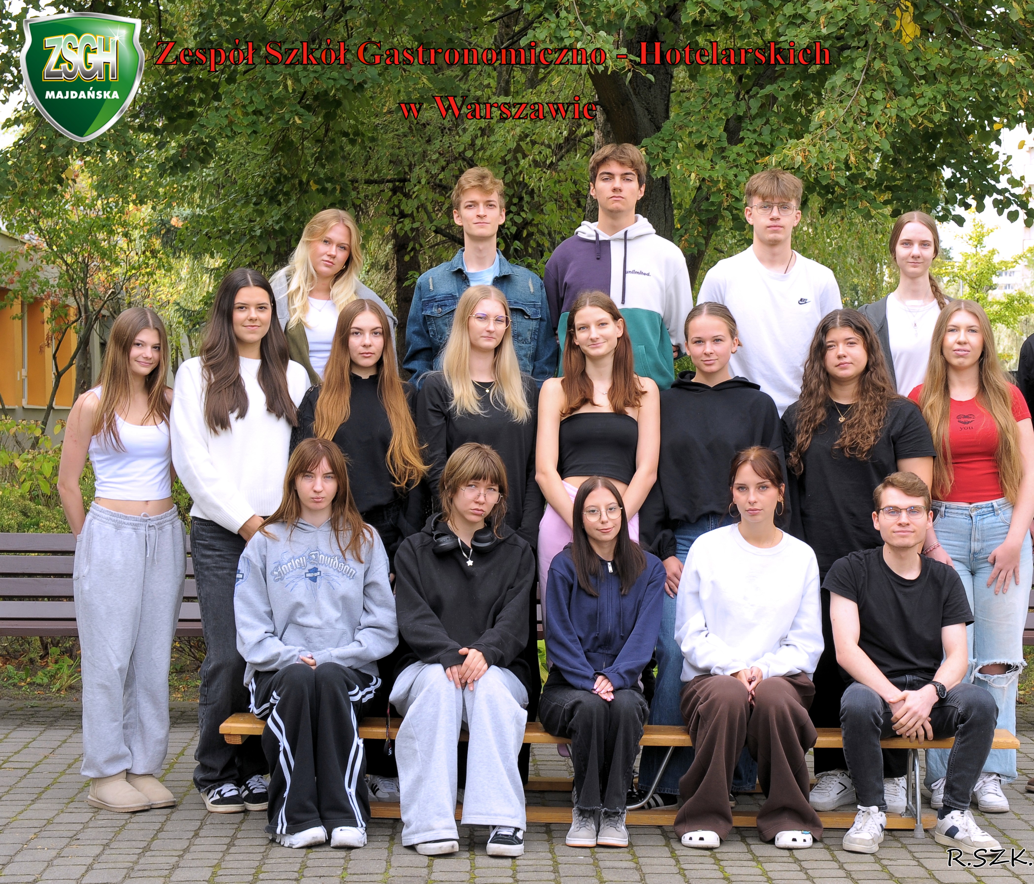 uczniowie z wychoiwawcą