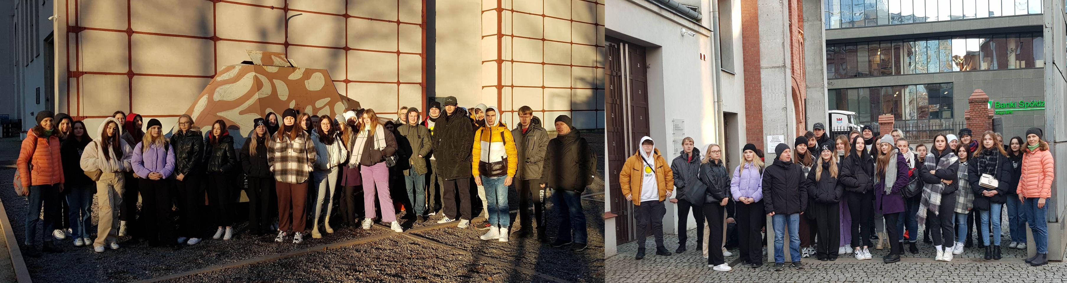 uczniowie przed muzeum pOwstania warszawskiego