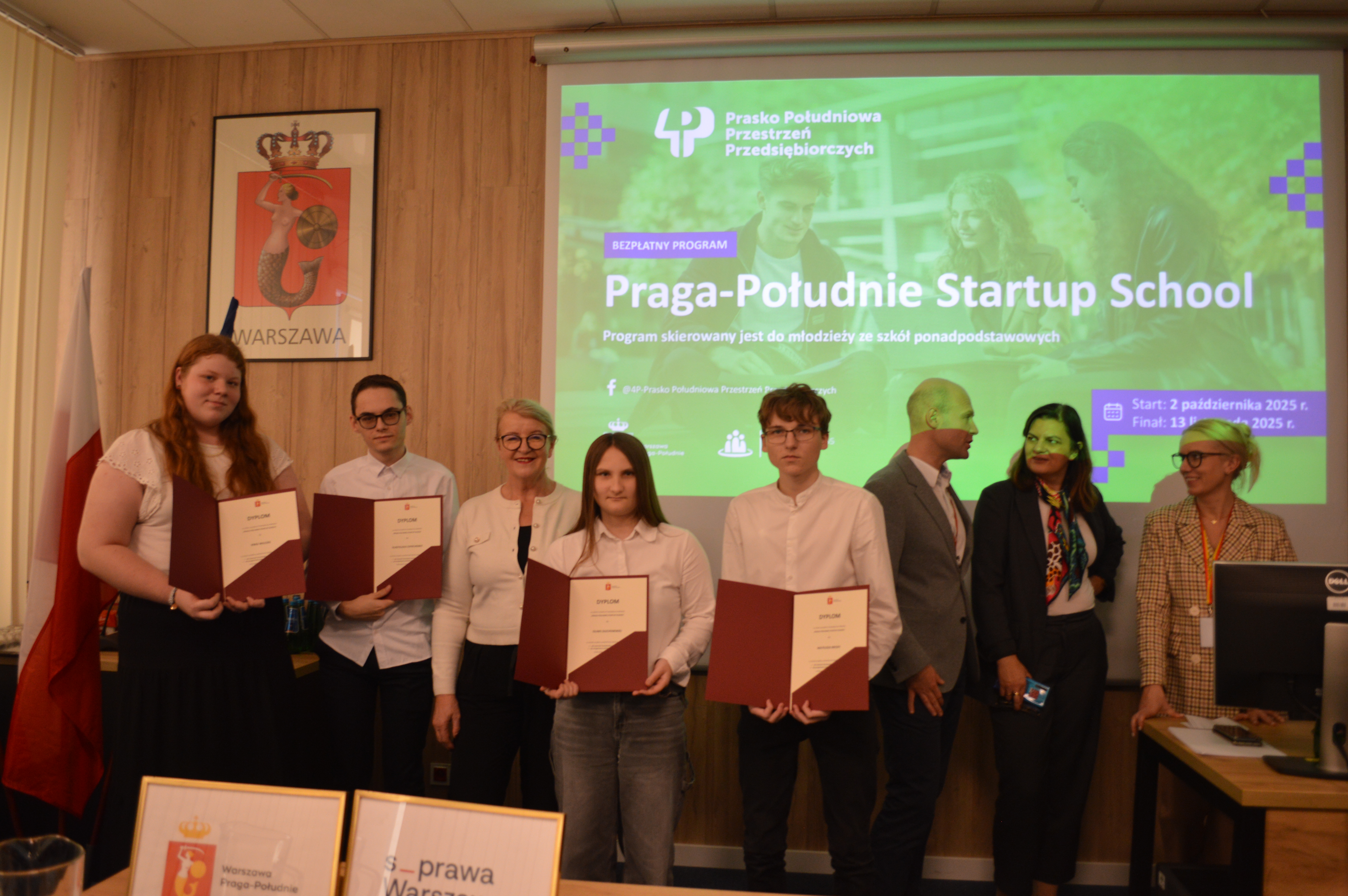 uczniowie z Panią wiceburmistrz